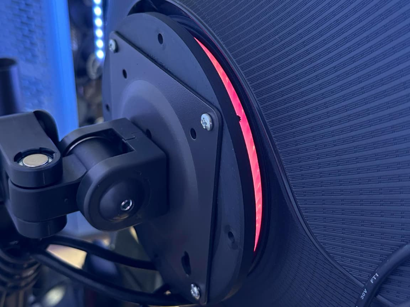 VESA 100 Samsung Odyssey G7 / G6 mount