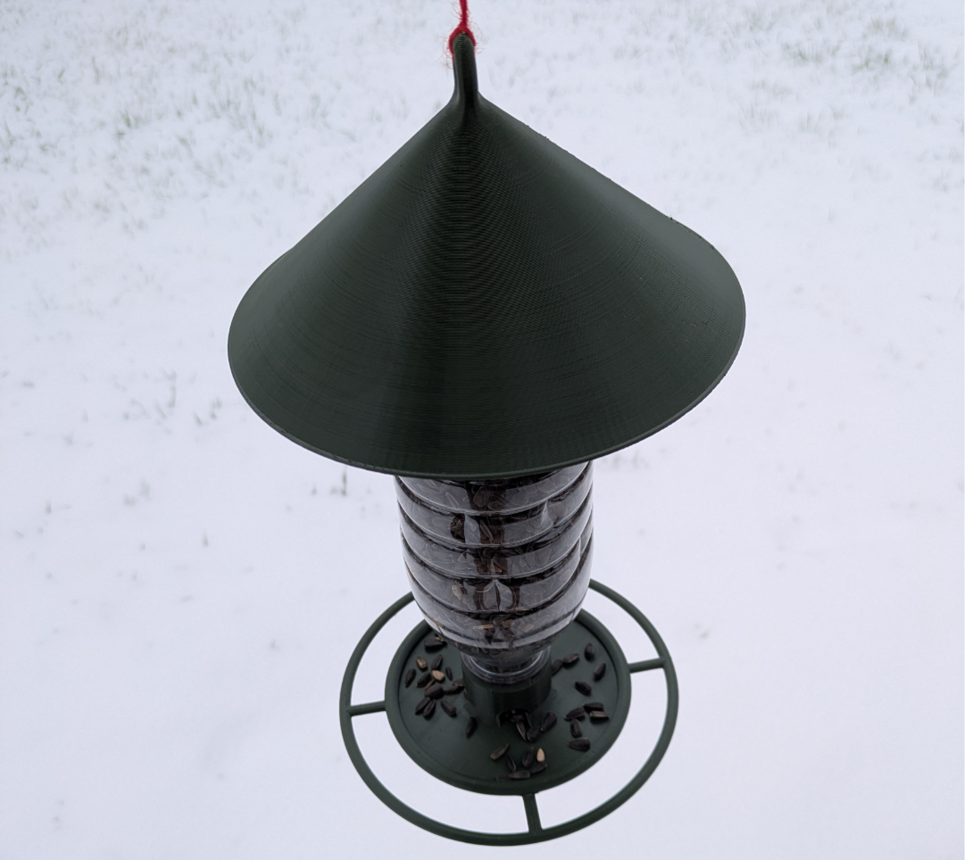 100% recycled bird feeder with large seed tray
