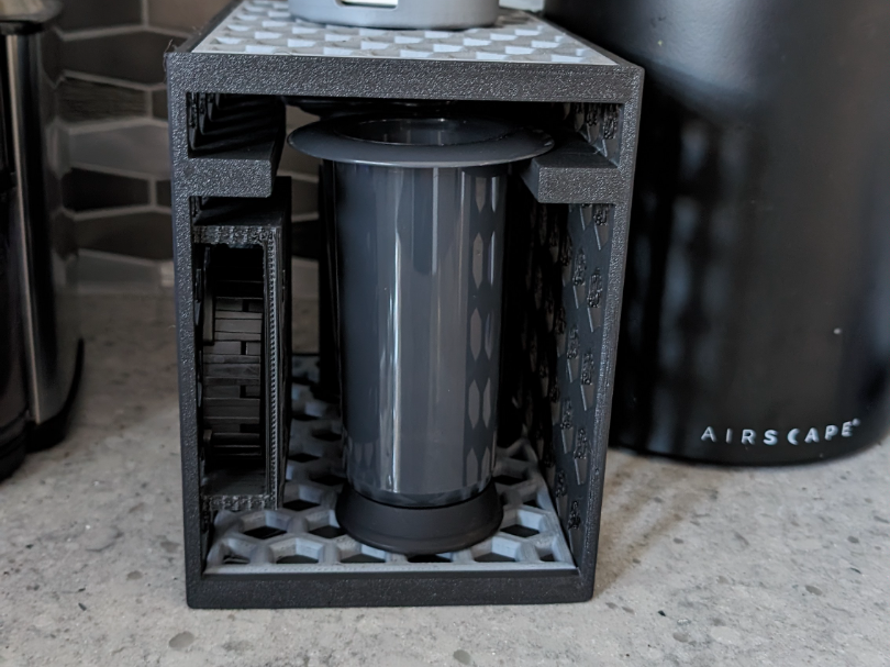 AeroPress and AeroPress XL Stand