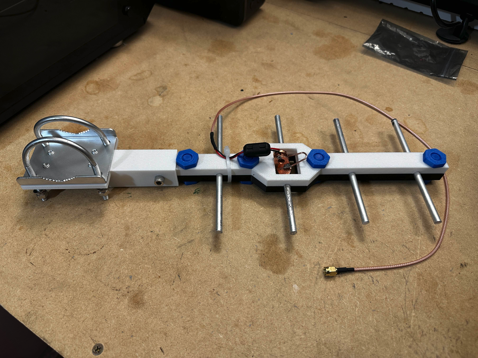 910 mhz Meshcore Yagi Antenna 8db