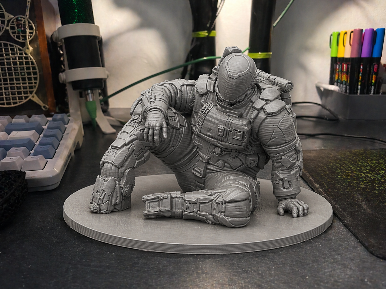 Pragmata-Inspired Sci-Fi Soldier Figurine