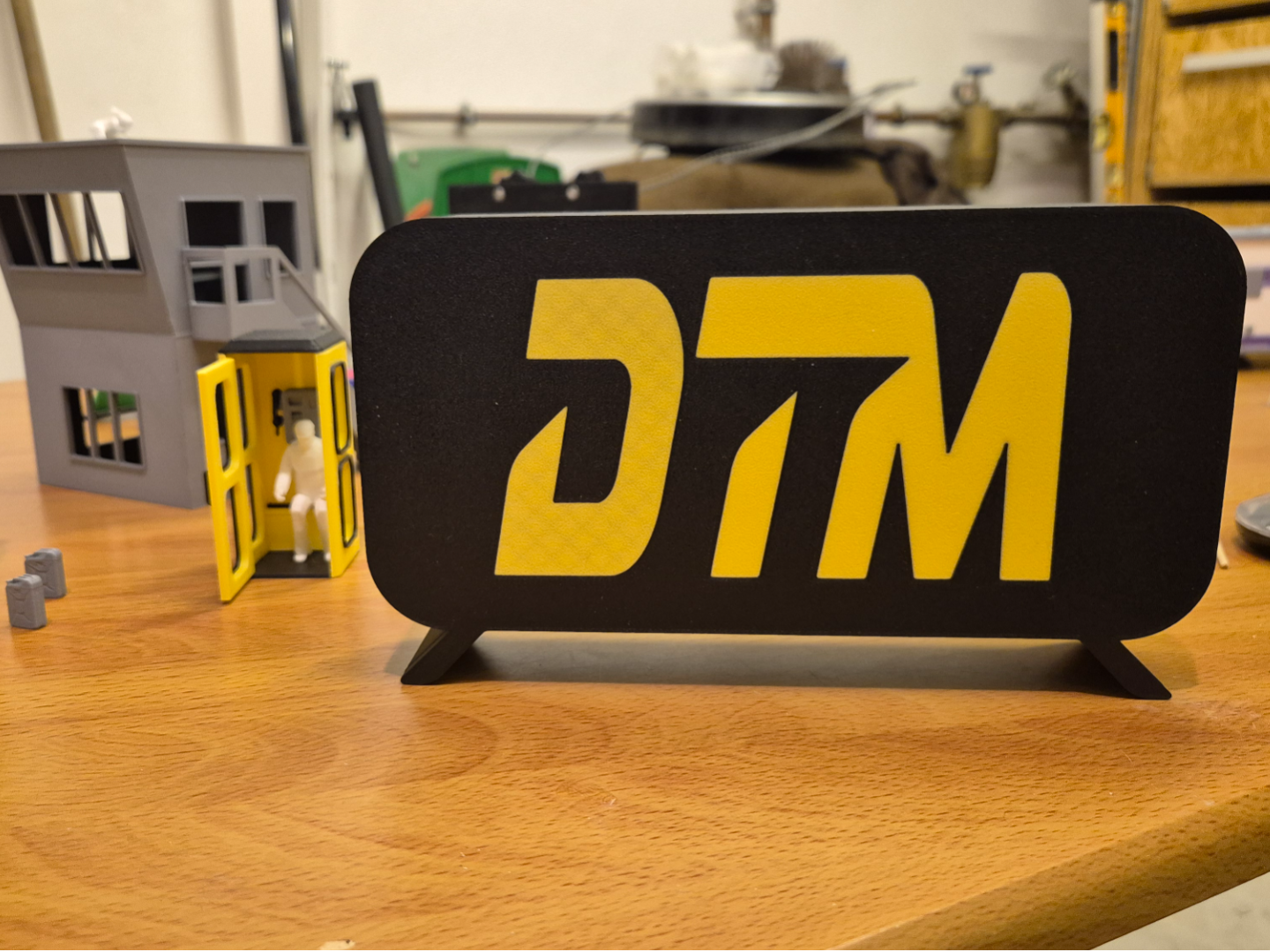 DTM Leuchtkasten