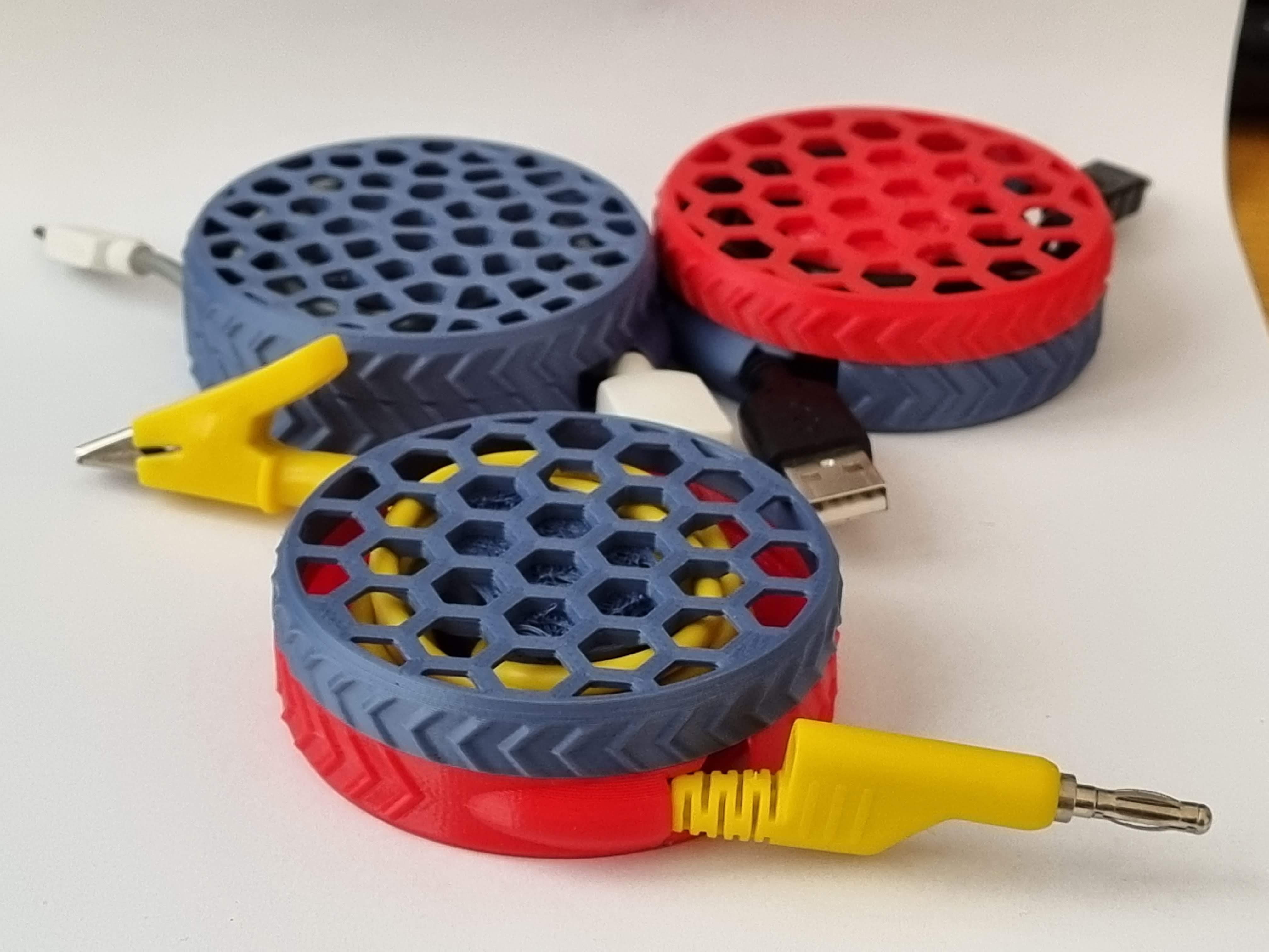 Spooly cable safe - no bending cables