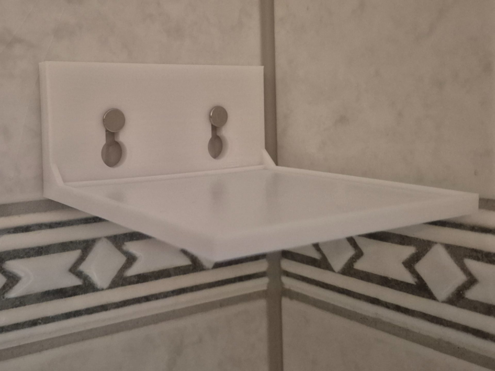 Regal/Ablage für Klebehaken