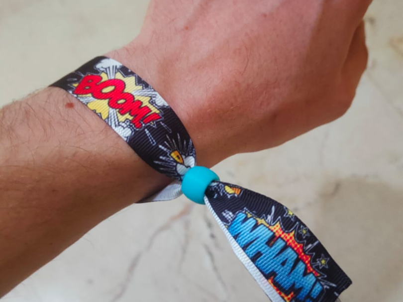 cierre pulsera de tela