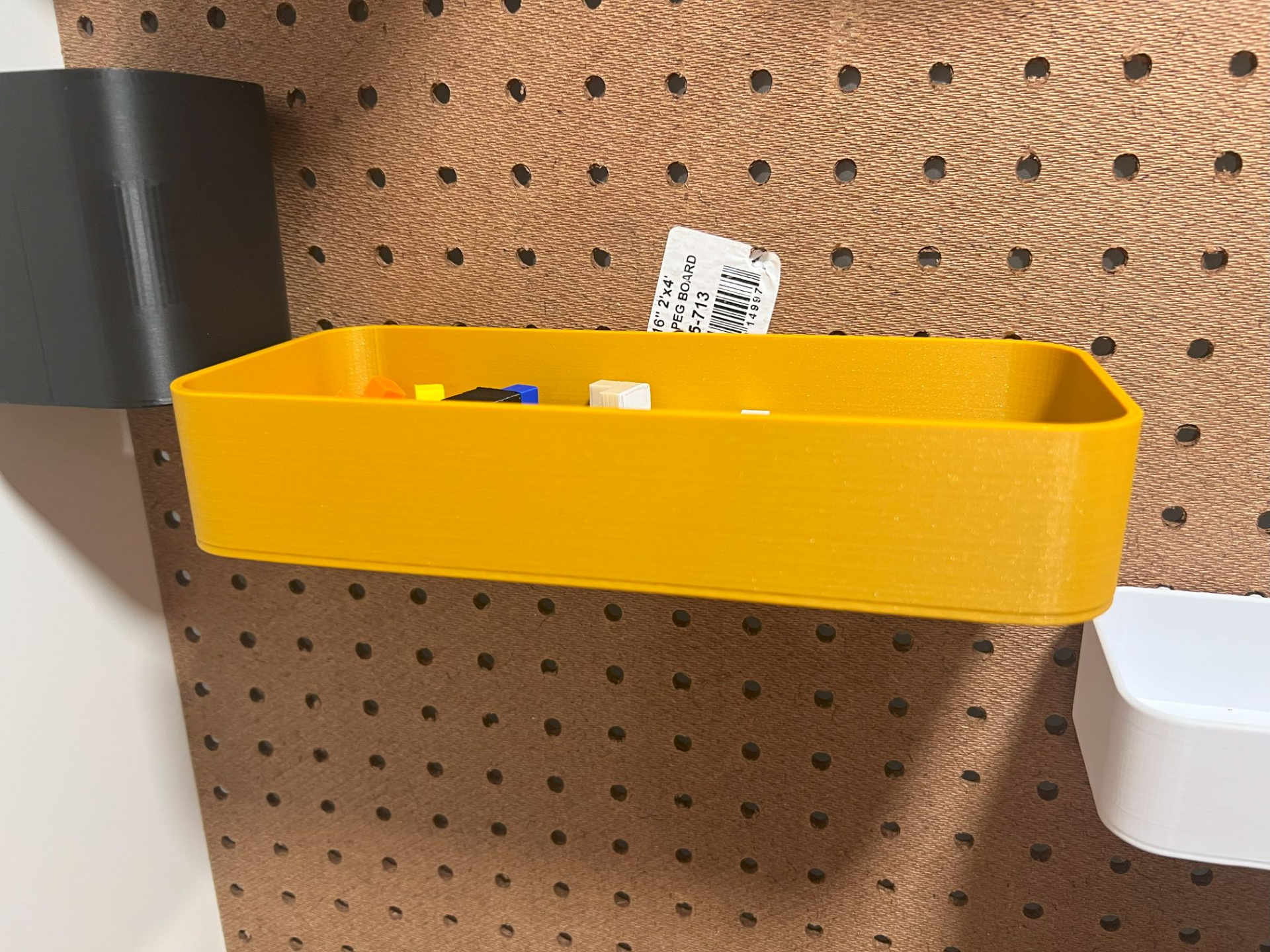 multiple pegboard boxes d100