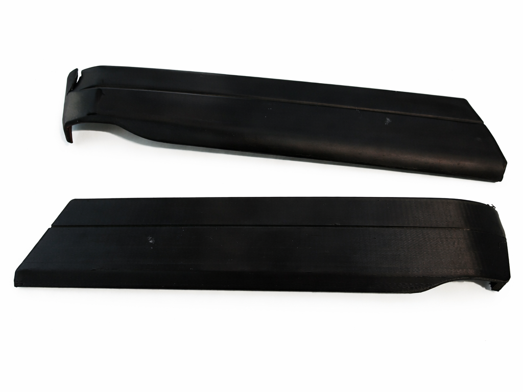 Mercedes 190 (W201) Lower Fender Trim