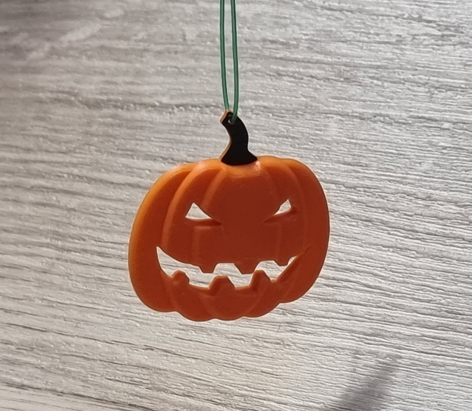 Hanging pumpkin ornaments - halloween decoration