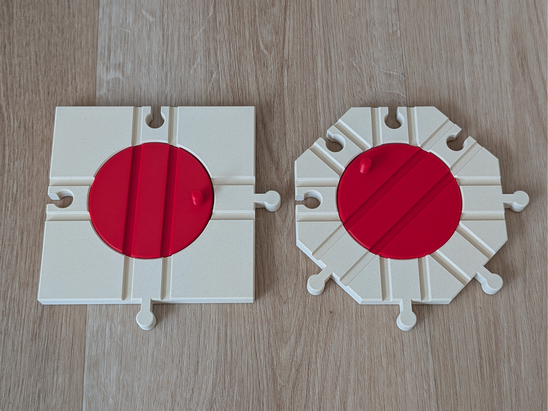 Brio Train Turntable Track Intersection (4/8-Way)
