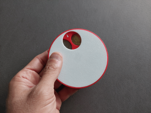 Pocket coin holder (UK)