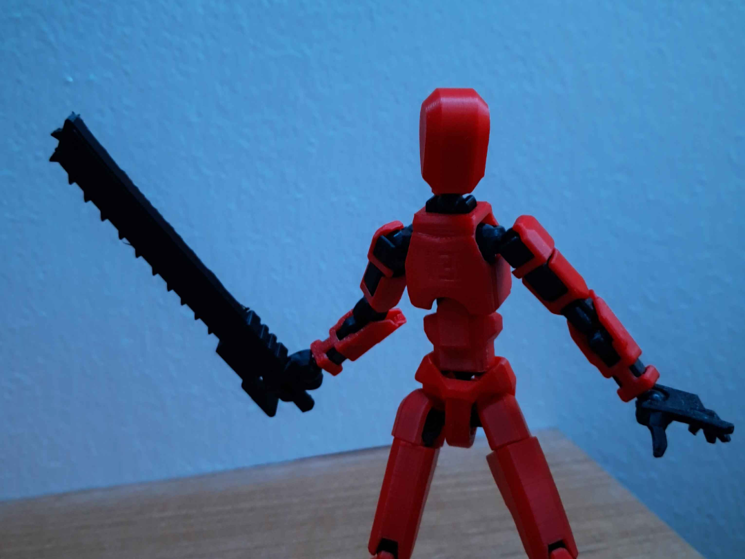 Chainsword for dummy 13 (100% Scale)