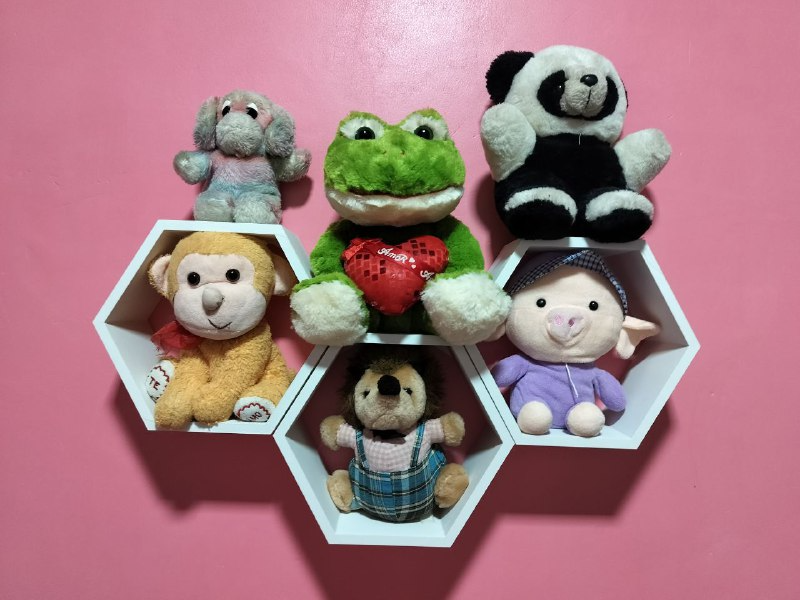 Plateleira Hexagono com suporte para parede