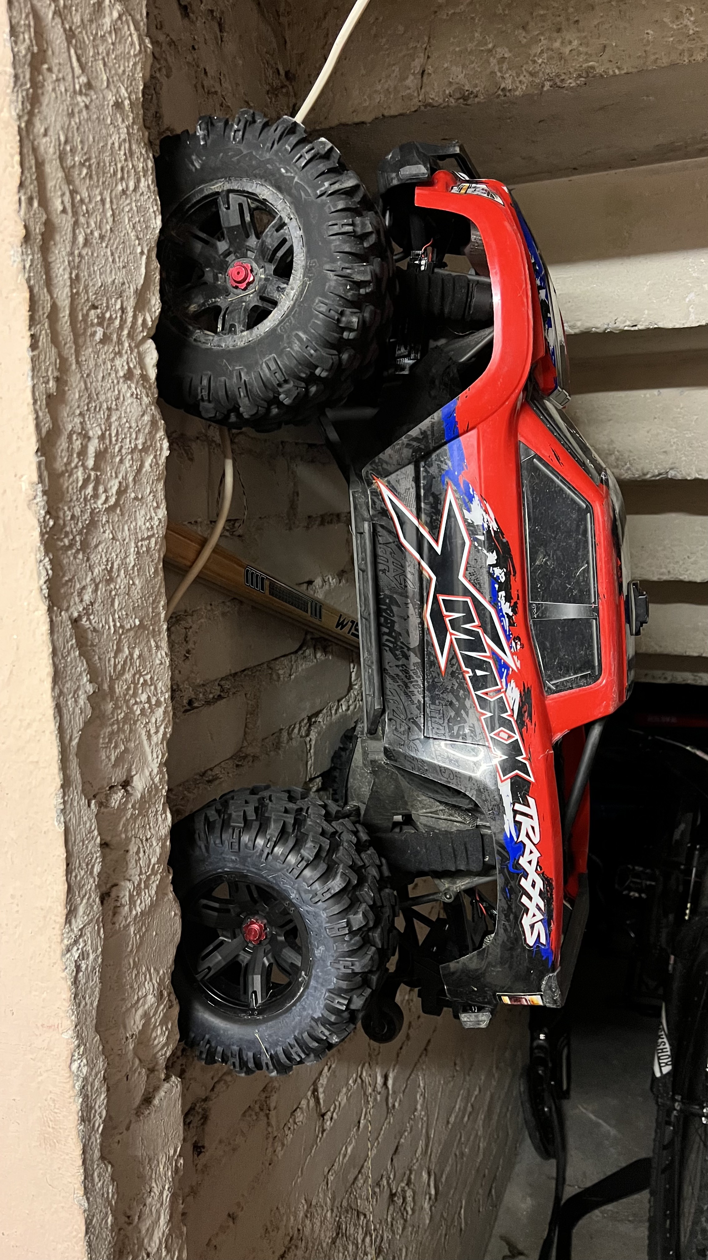 Xmaxx Maxx Sledge Wall Mount X-Maxx