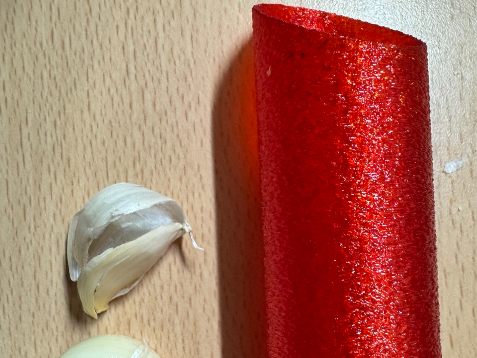 Einfacher Knoblauchzehenschäler mit gutem Grip