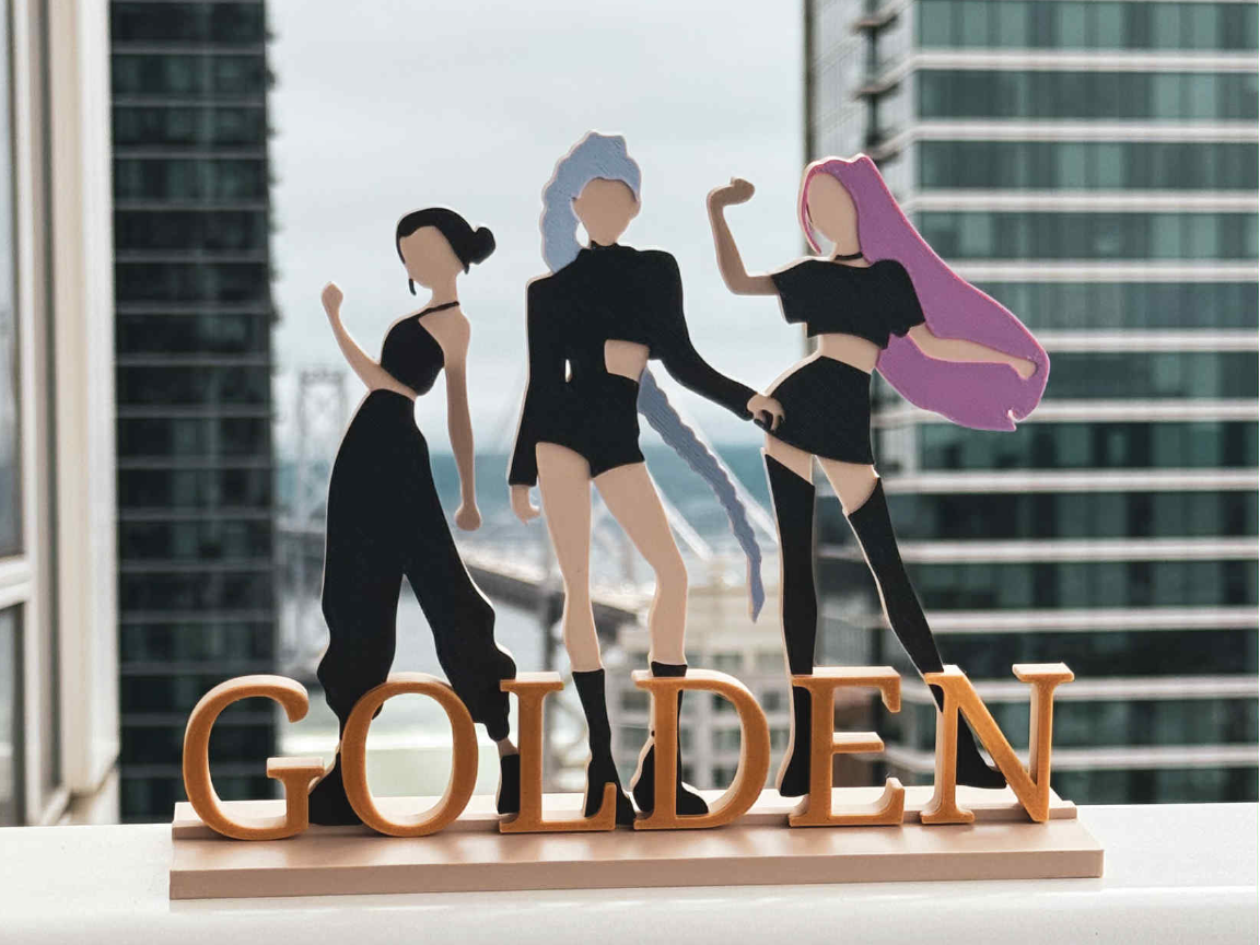 Huntr/x Golden Statuette