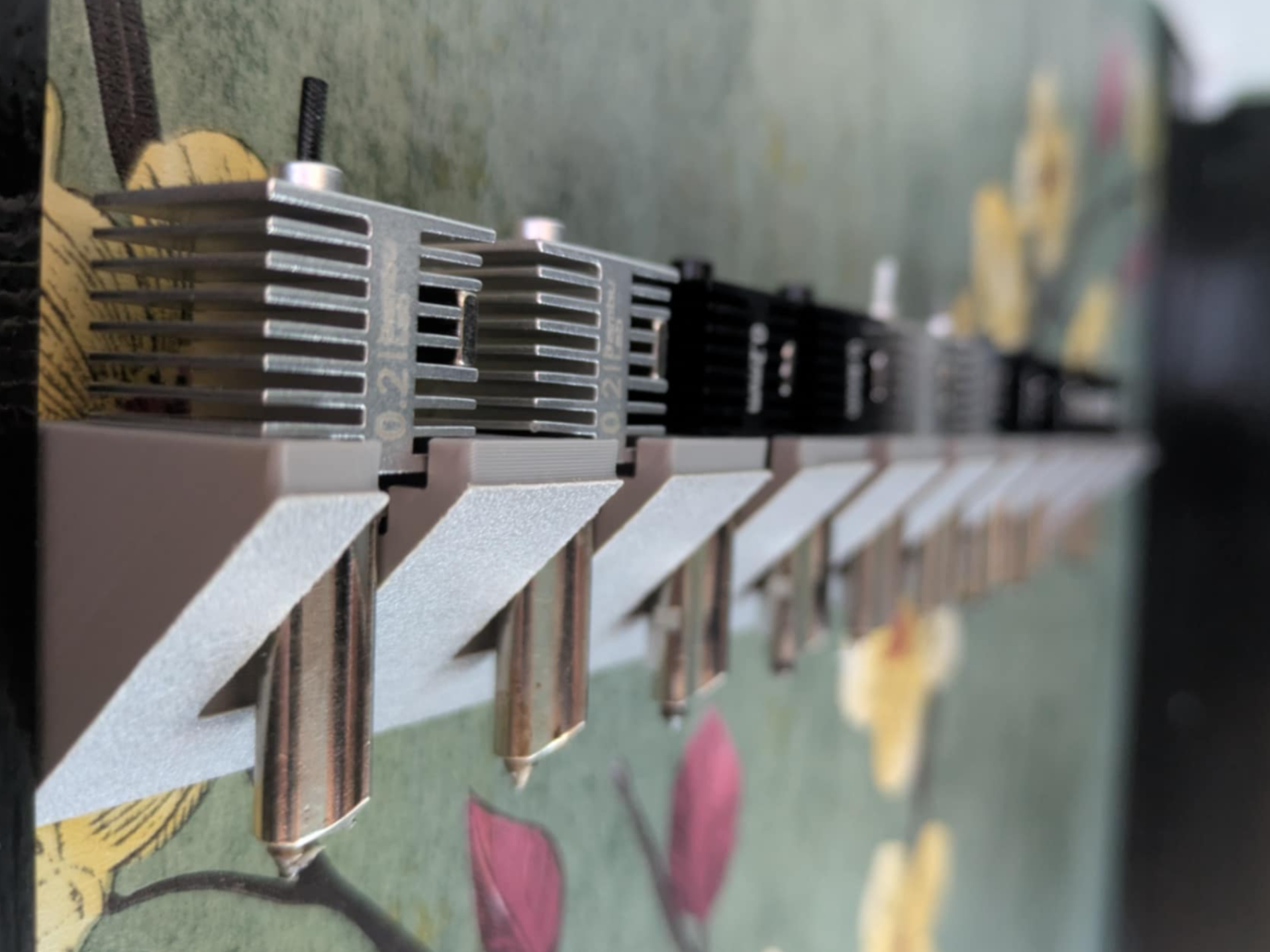 Hotend wall mount