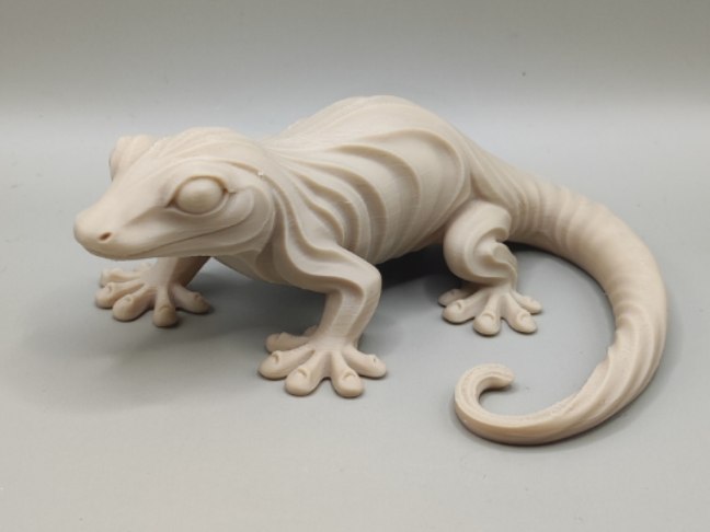 Abstract  sculptural Gecko figurine