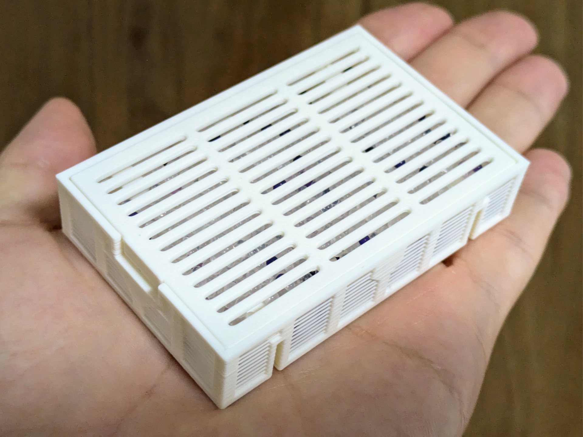 Exchangeable desiccant case for the Sovol SH02