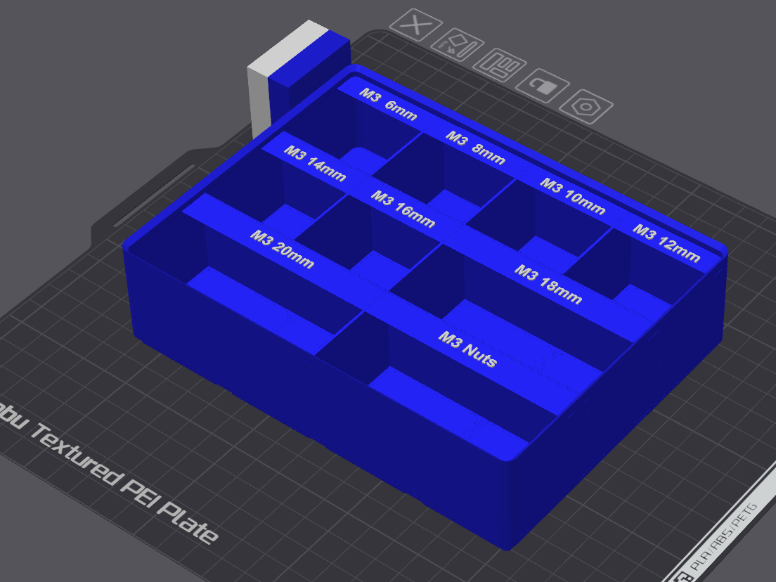 gridfinity M3 with scaffle and editable text