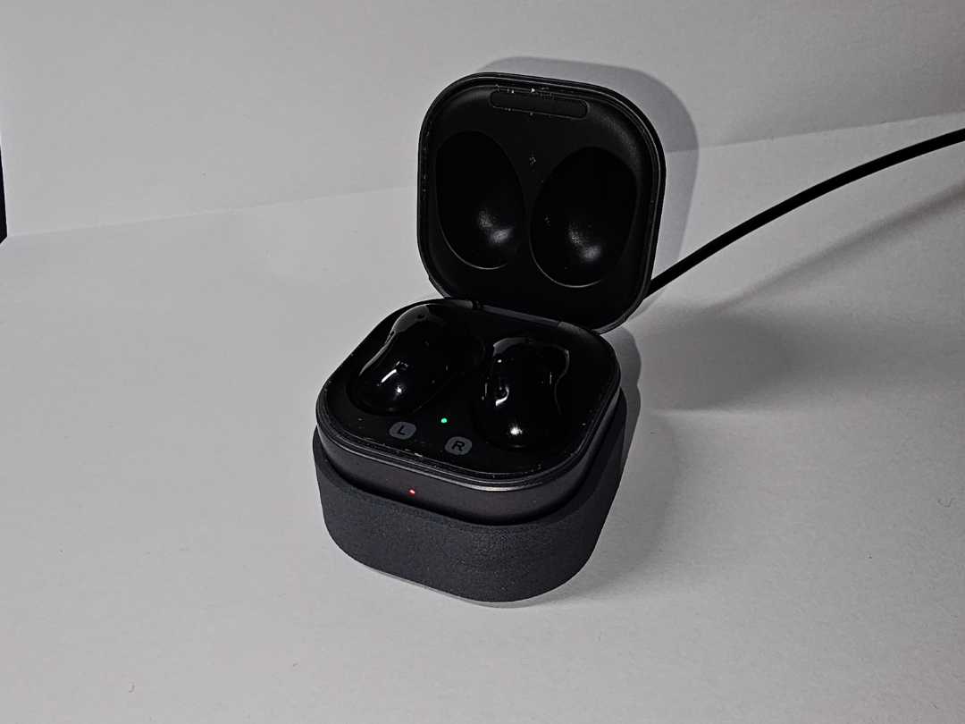 Galaxy Buds Wireless Charging Dock