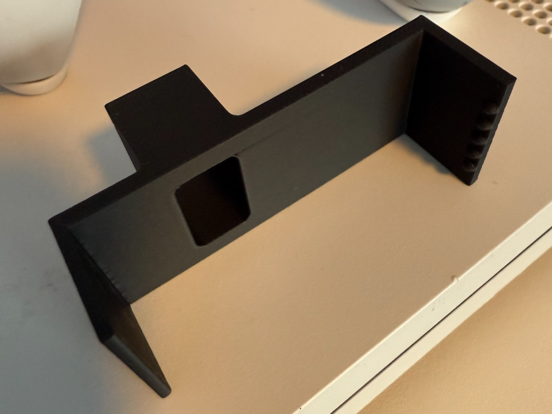 Xbox One S HDMI Bracket
