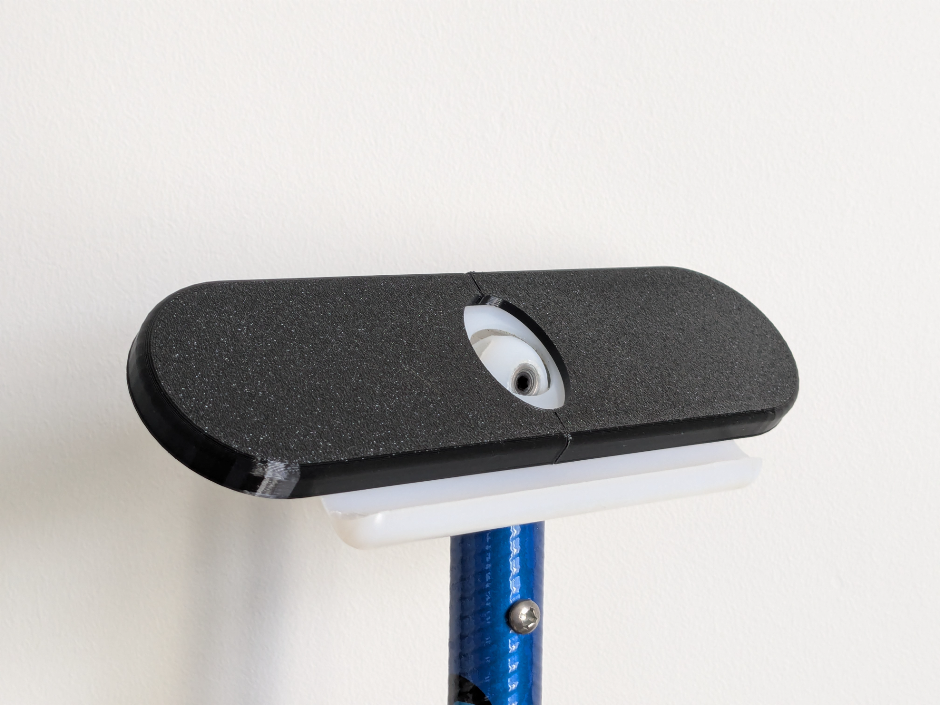 Hardline Broom Pad Base - Clips