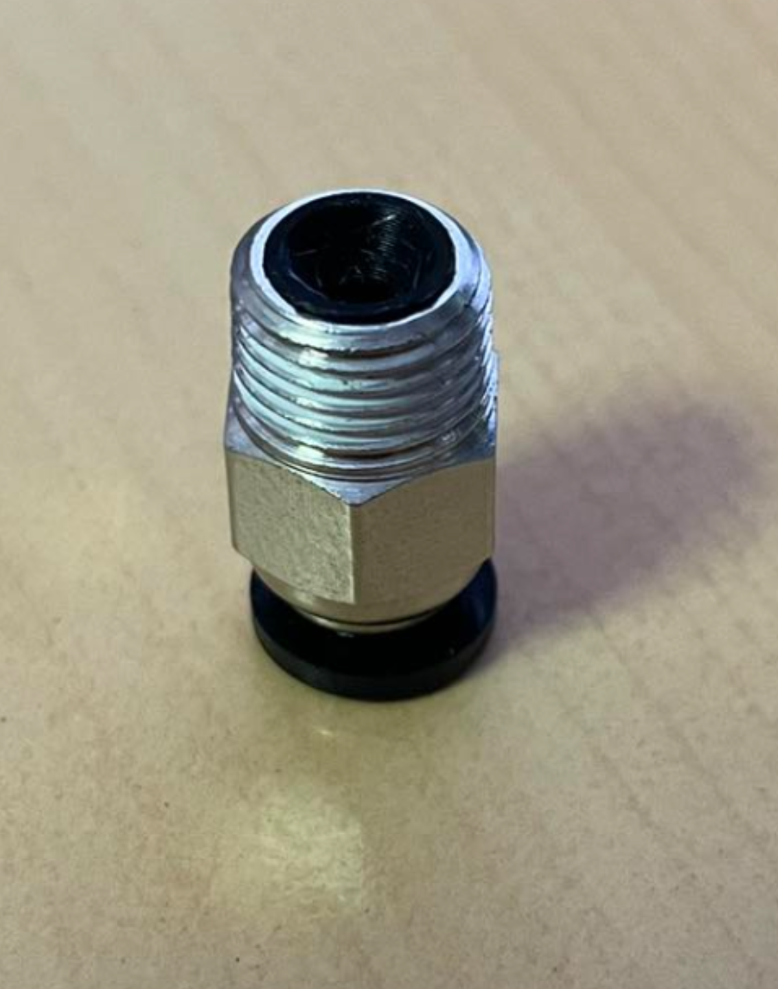 PTFE connector smooth passage