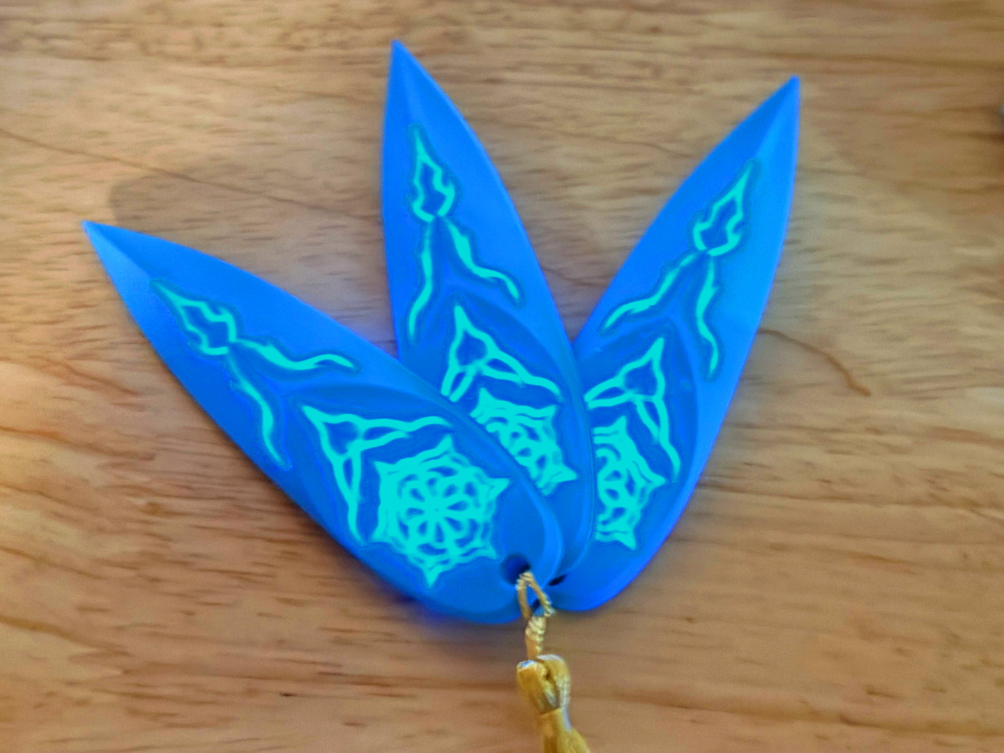 K-pop Demon Hunter Shin-Kal daggers