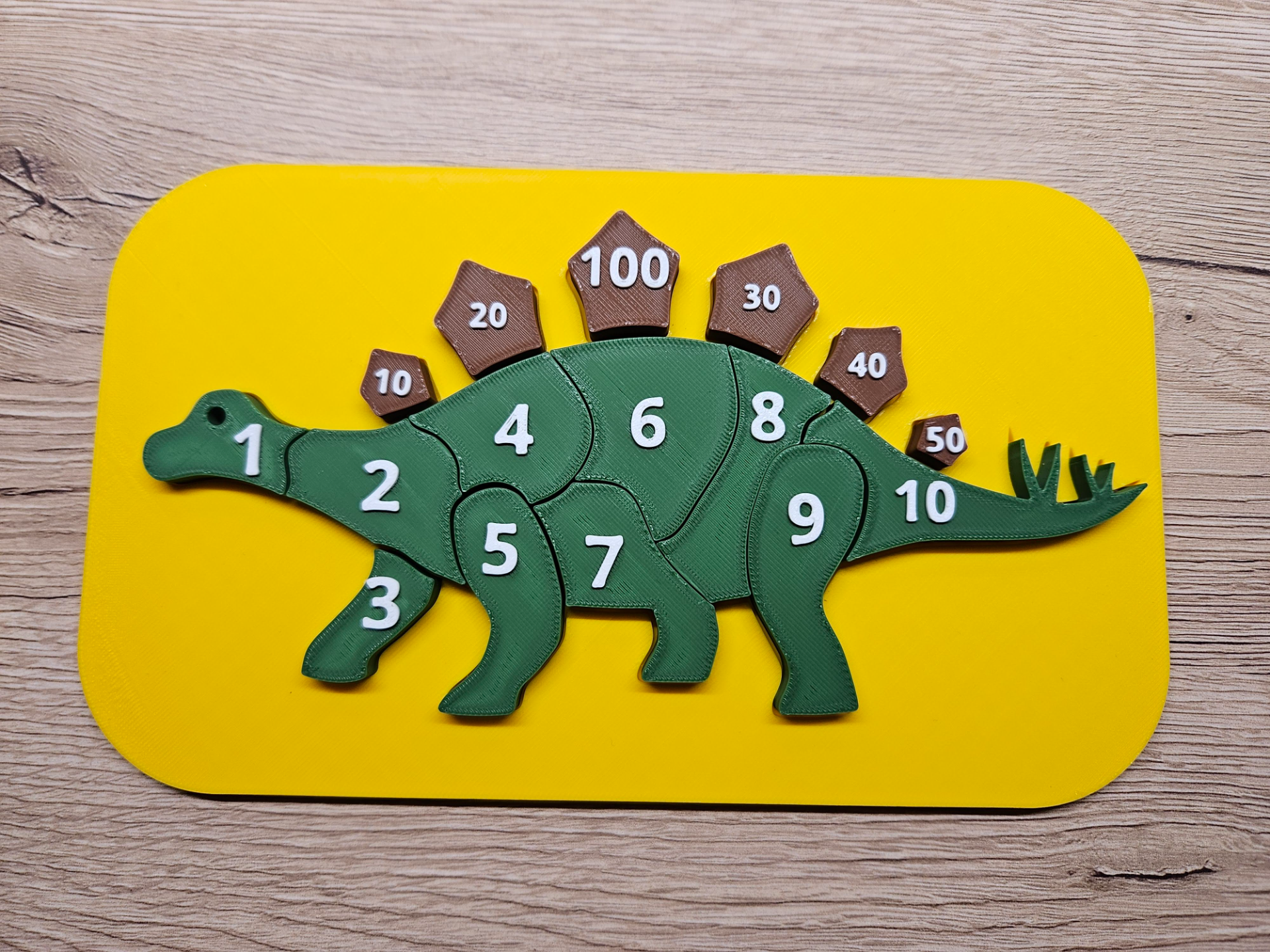 Stegosaurus puzzle with numbers