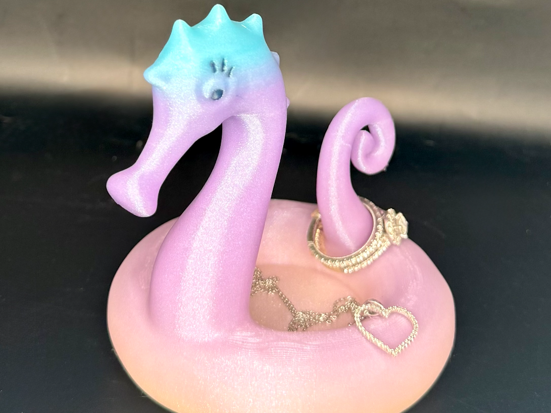 Seahorse pool float jewelry holder