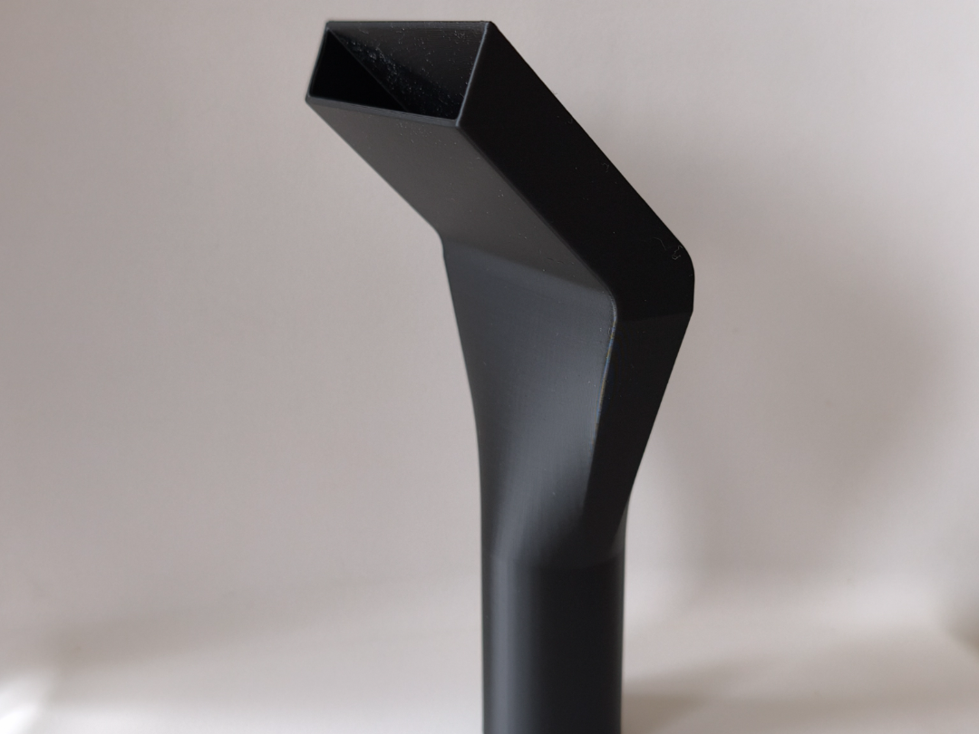 Angled vacuumcleaner tool