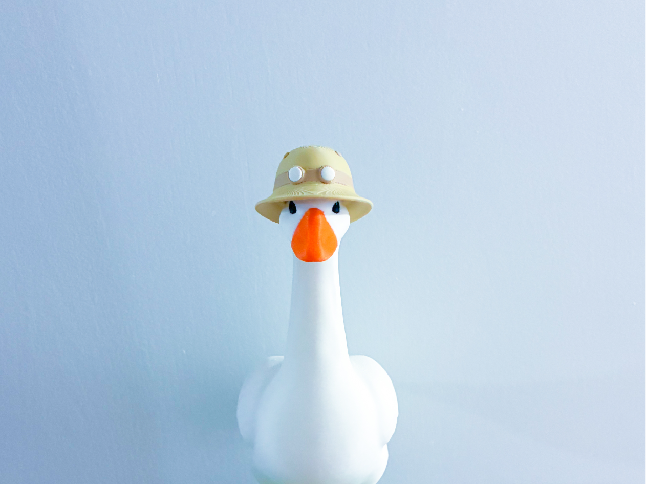 Safari Hat Desk Goose Gear