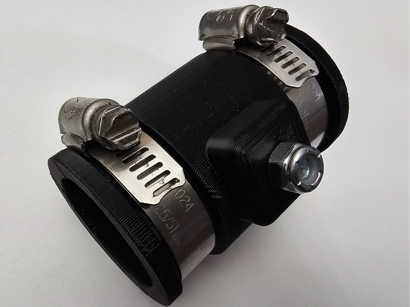 Pipe clamp mount / roll cage mount