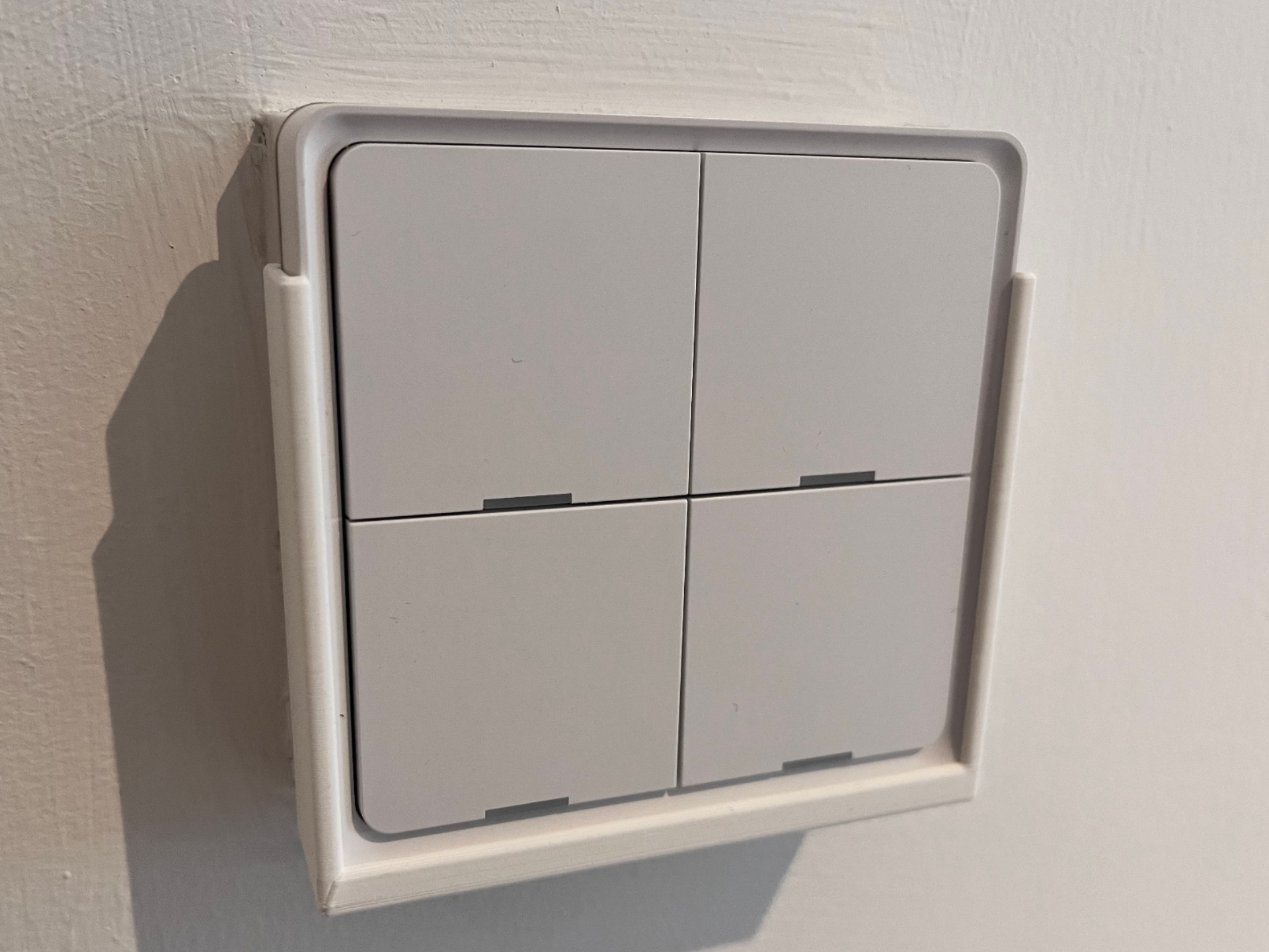Moes scene switcher cover for UK light switches