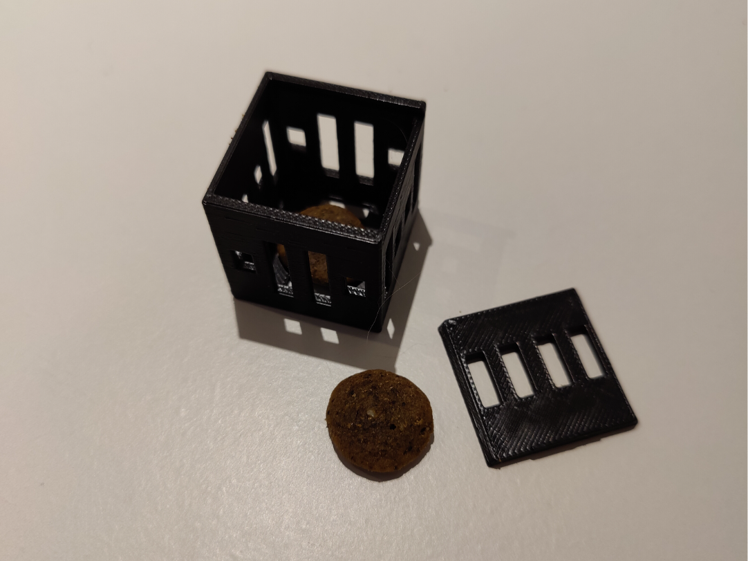 Scent Search Training Box for Dogs
