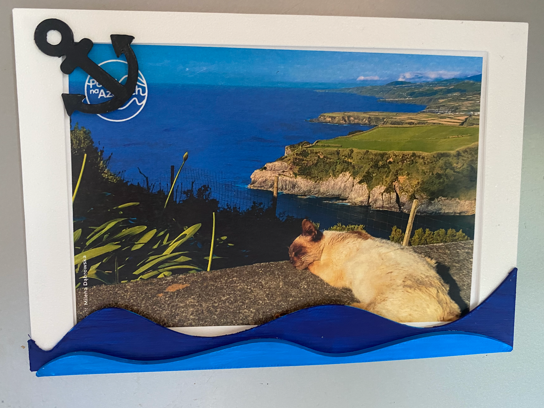 Postcard frame