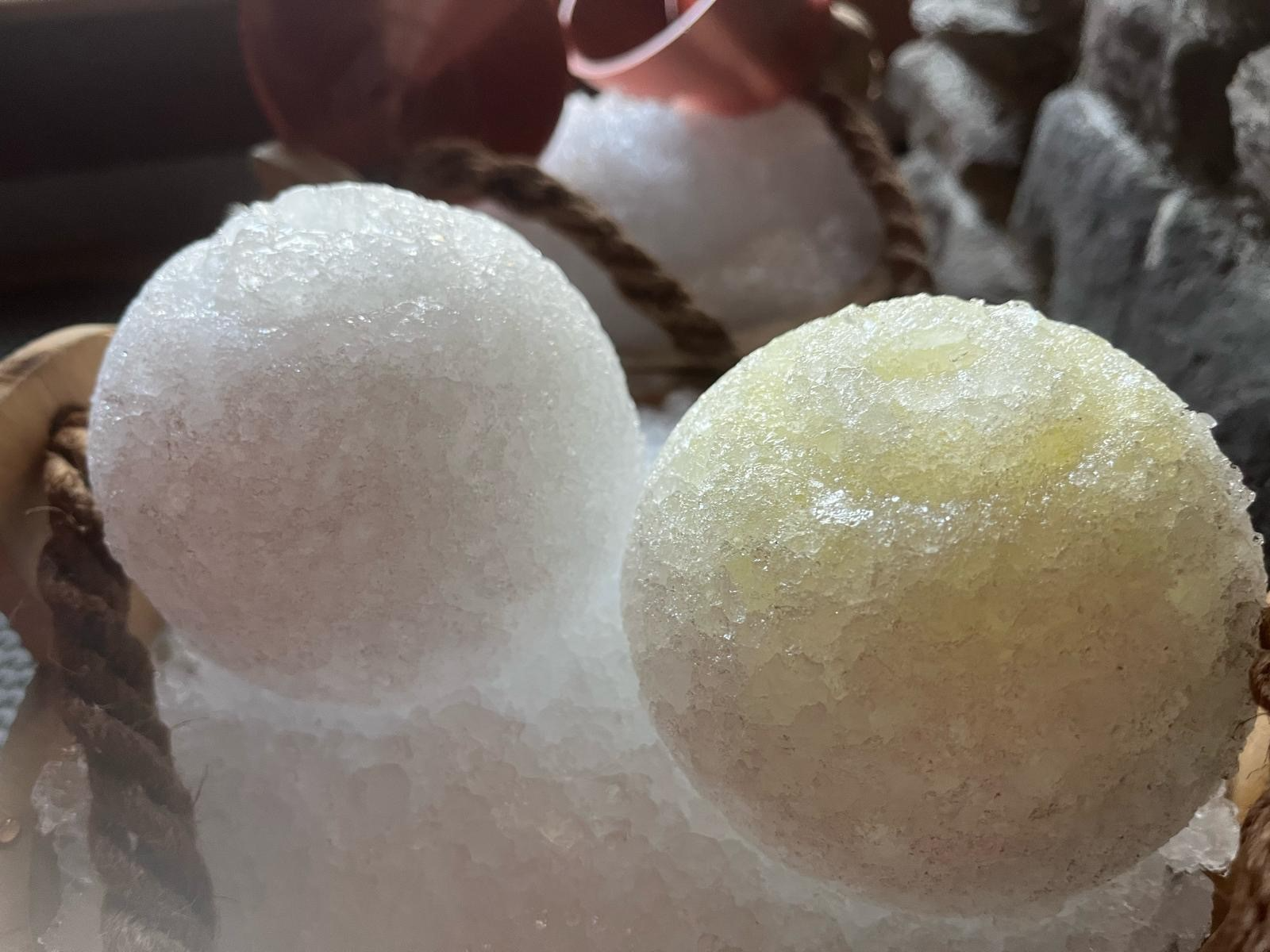 Sauna Ice ball maker