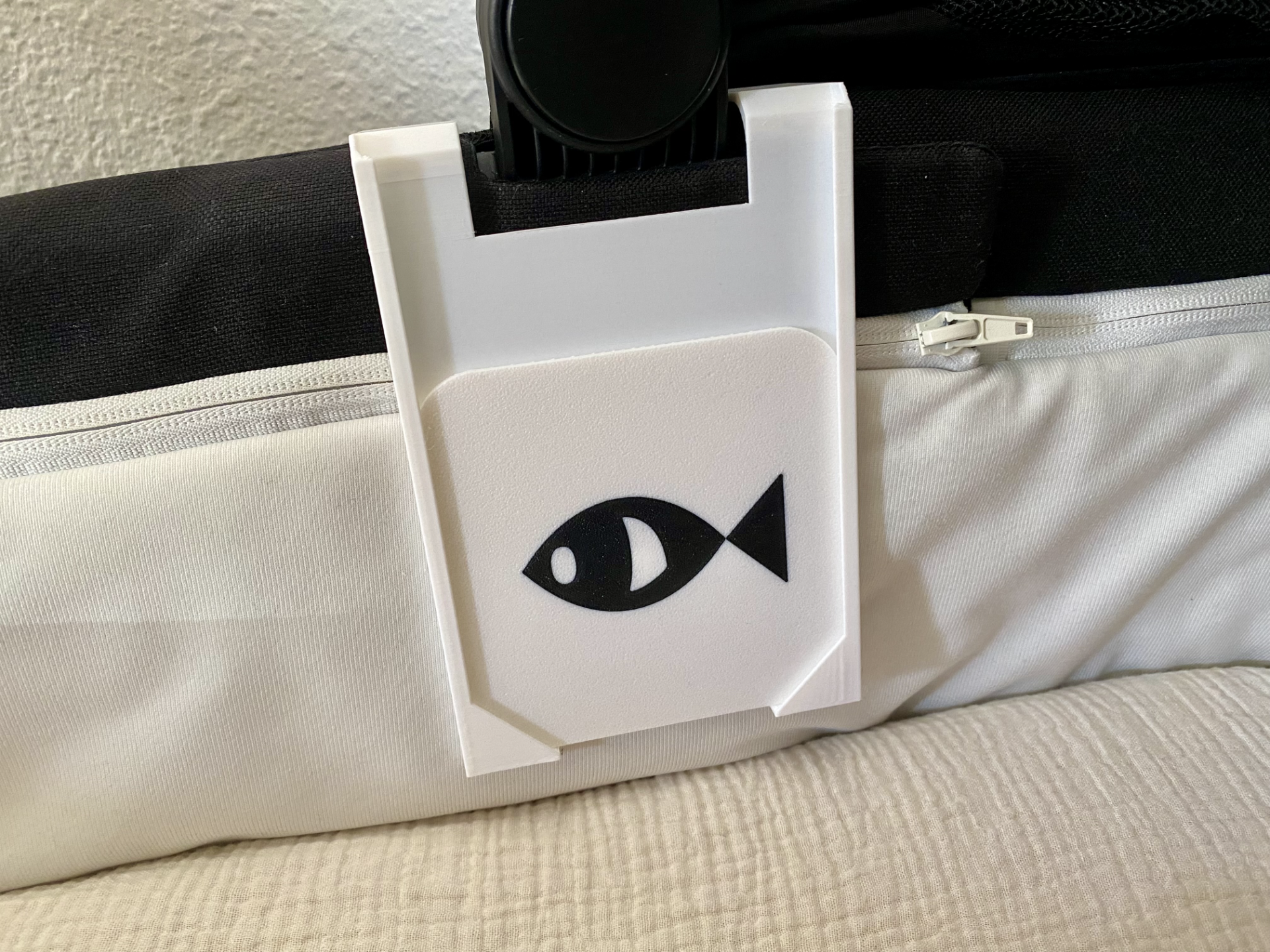 Holder for Baby Contrast Cards