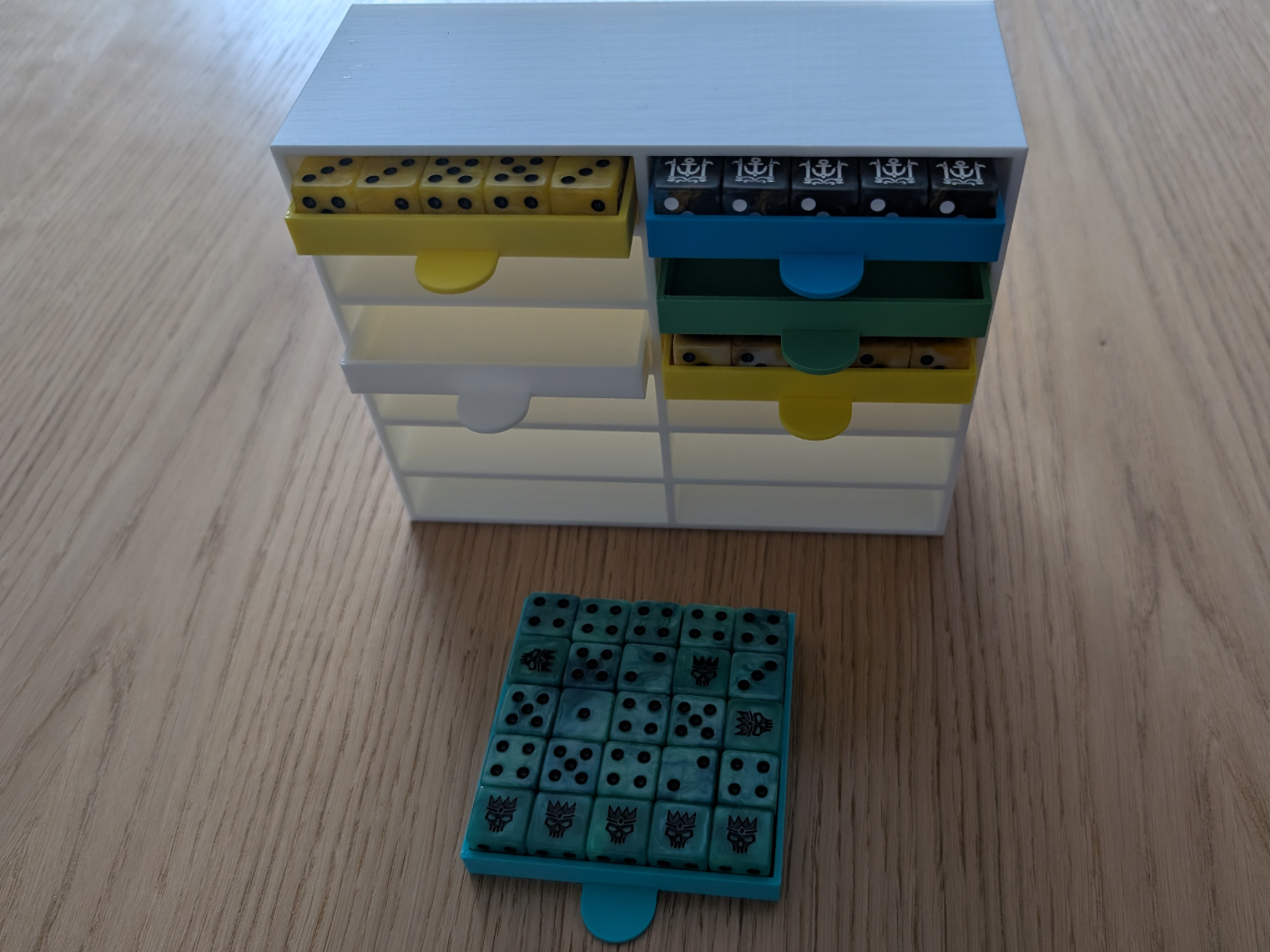 Dice Storage Tower & Tray - Fully Parametric
