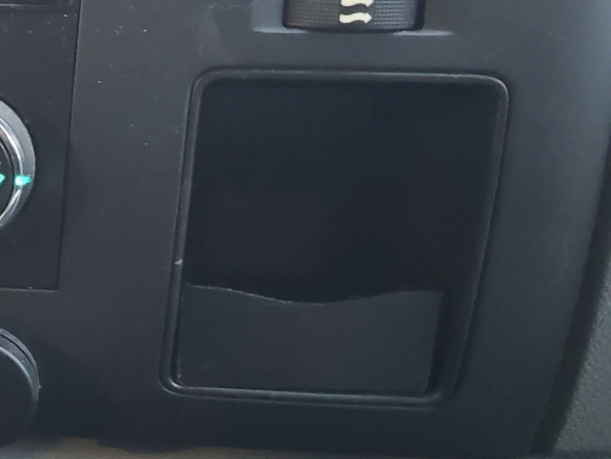 07-13 Sierra/Silverado dash center trays