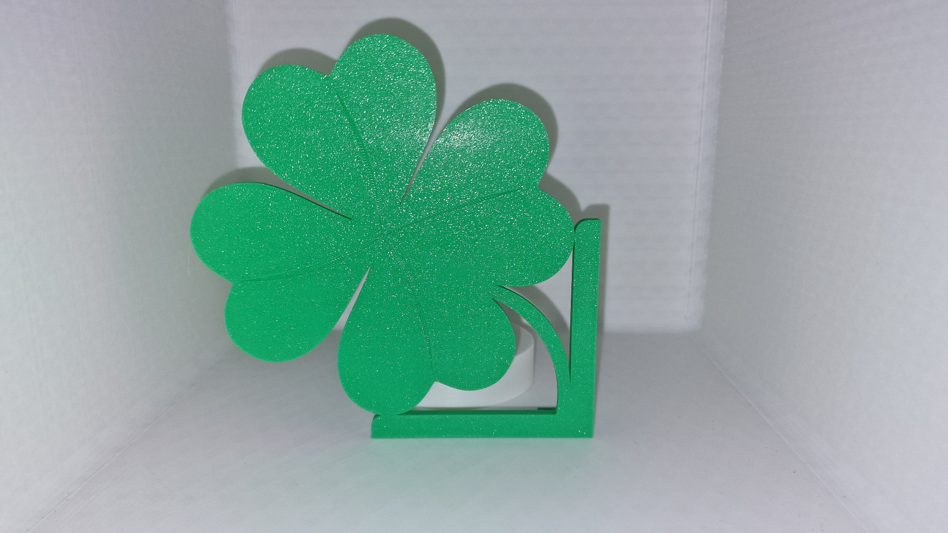 Corner decoration clover (St. Patrick's Day)