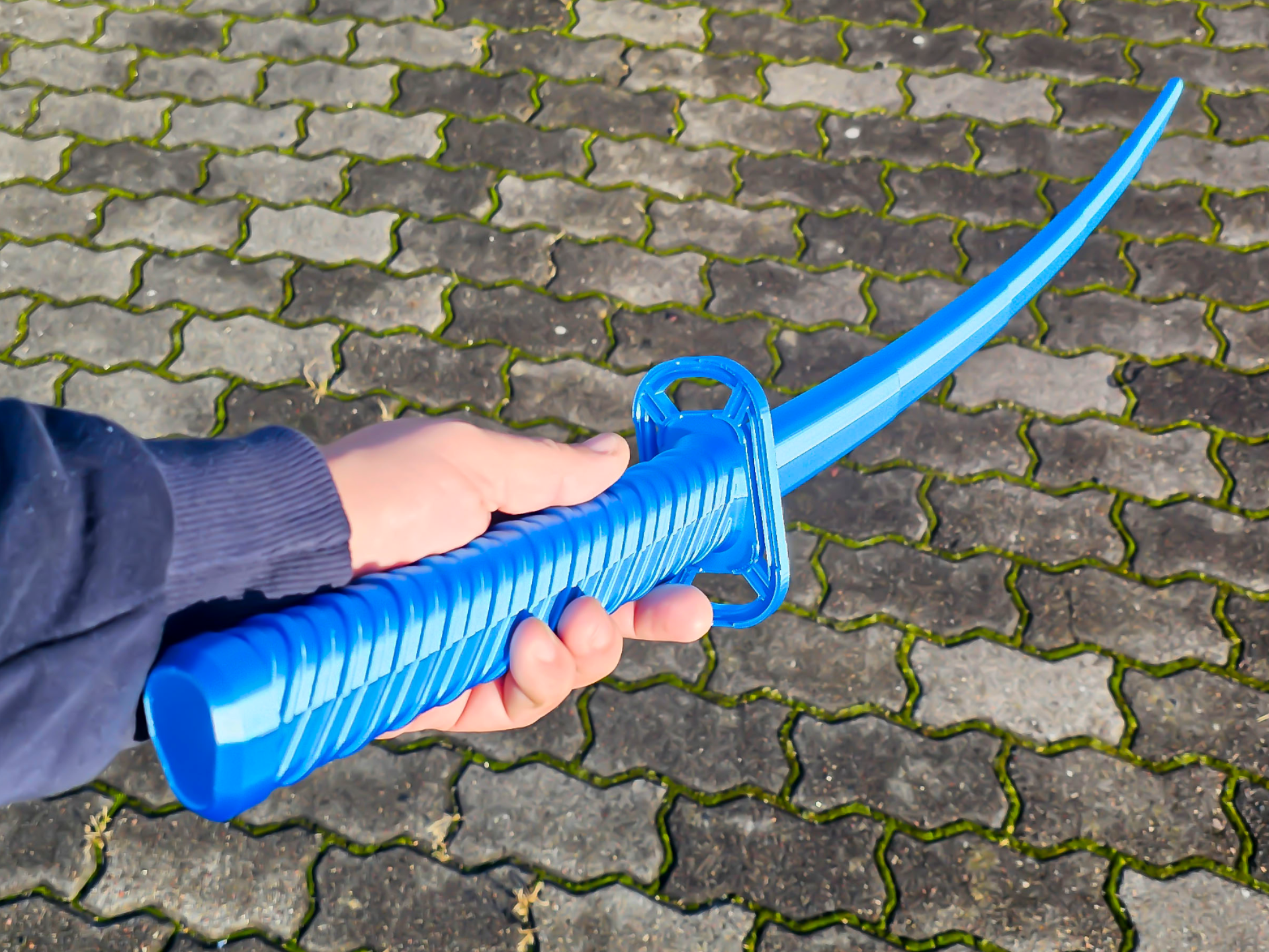 Double-Handed Katana (112 cm, Extendable Blade)