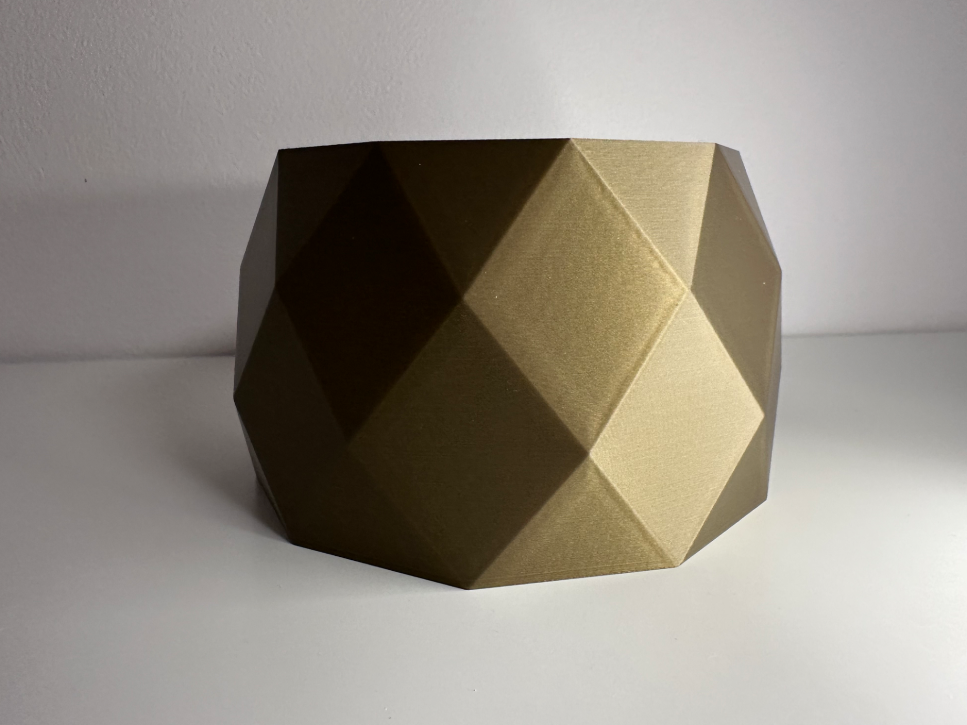 Flower pot - Polyhedron
