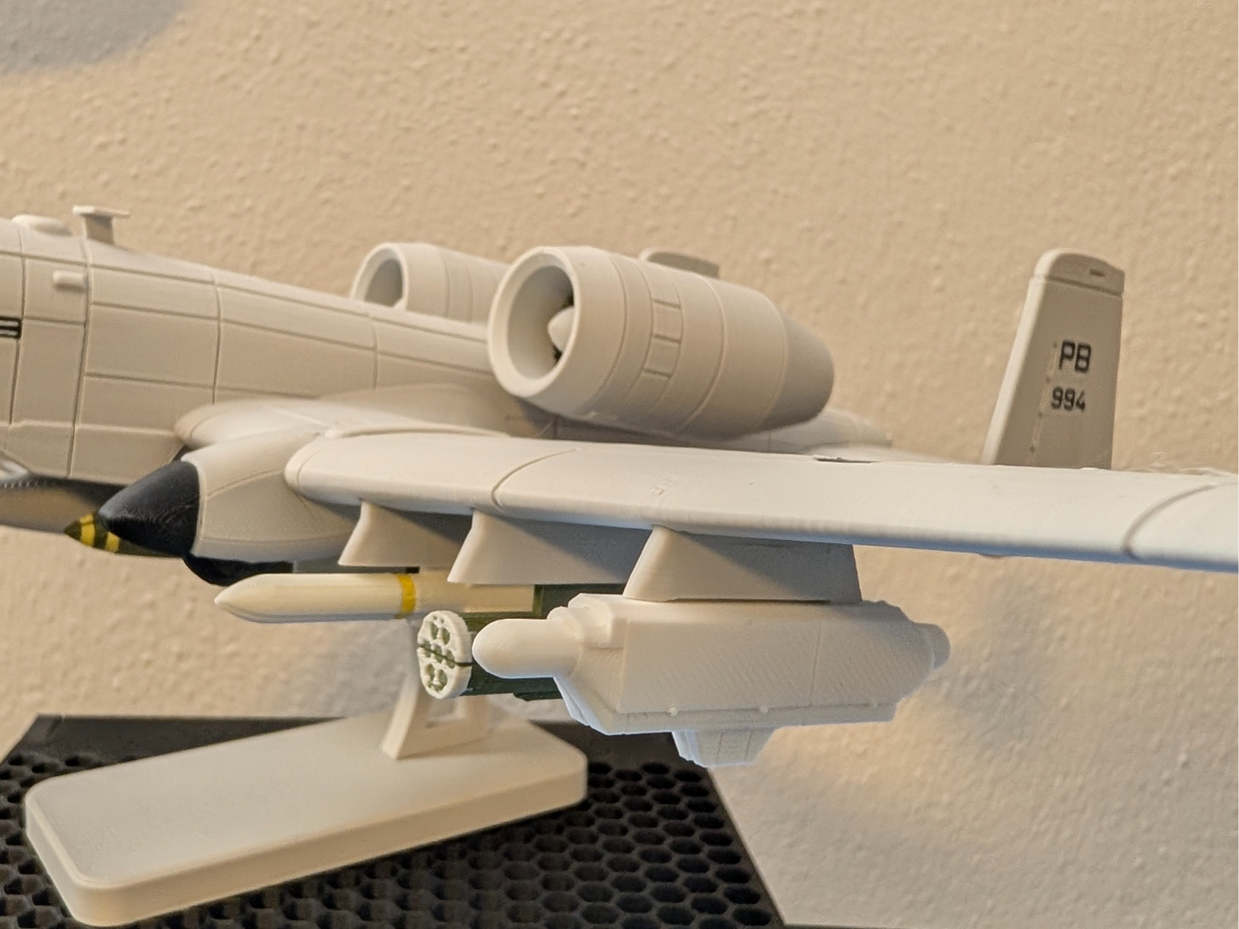 ALQ131 Electronic Countermeasures (ECM) Pod SIMPLE