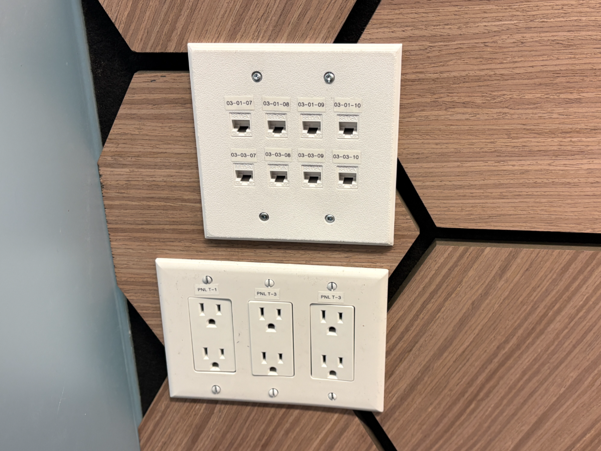8 Port Dual Gang Keystone Jack panel