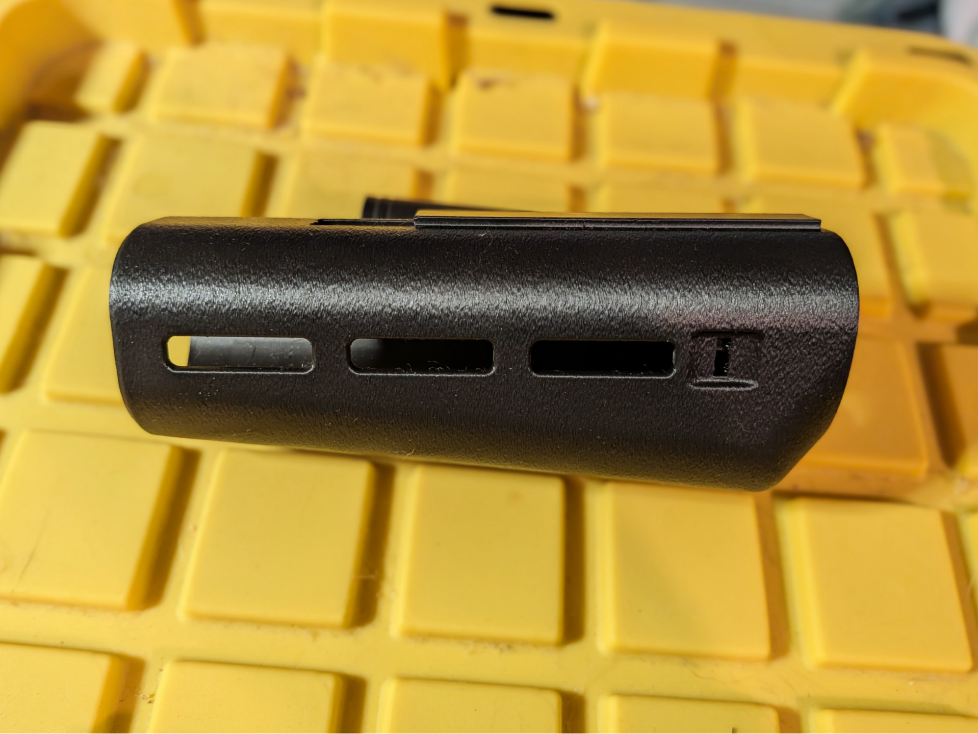 Extar EP9 MP5 style handguard