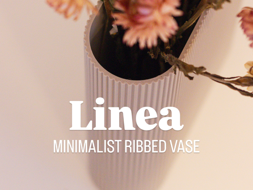 Linea - The Minimalist Ribbed Vase
