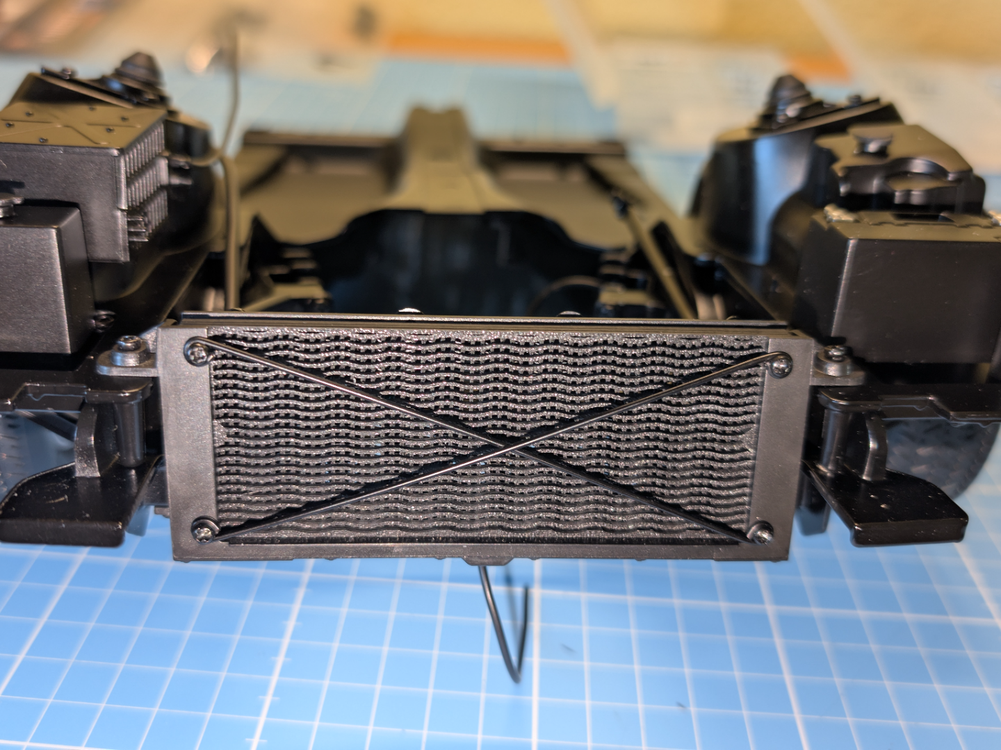 Kuehler / Radiator für Fanhome Knight Rider KITT