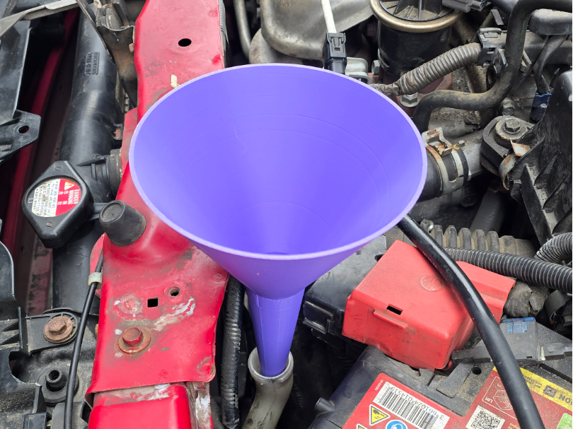 Coolant Funnel (Civic VIII UFO)