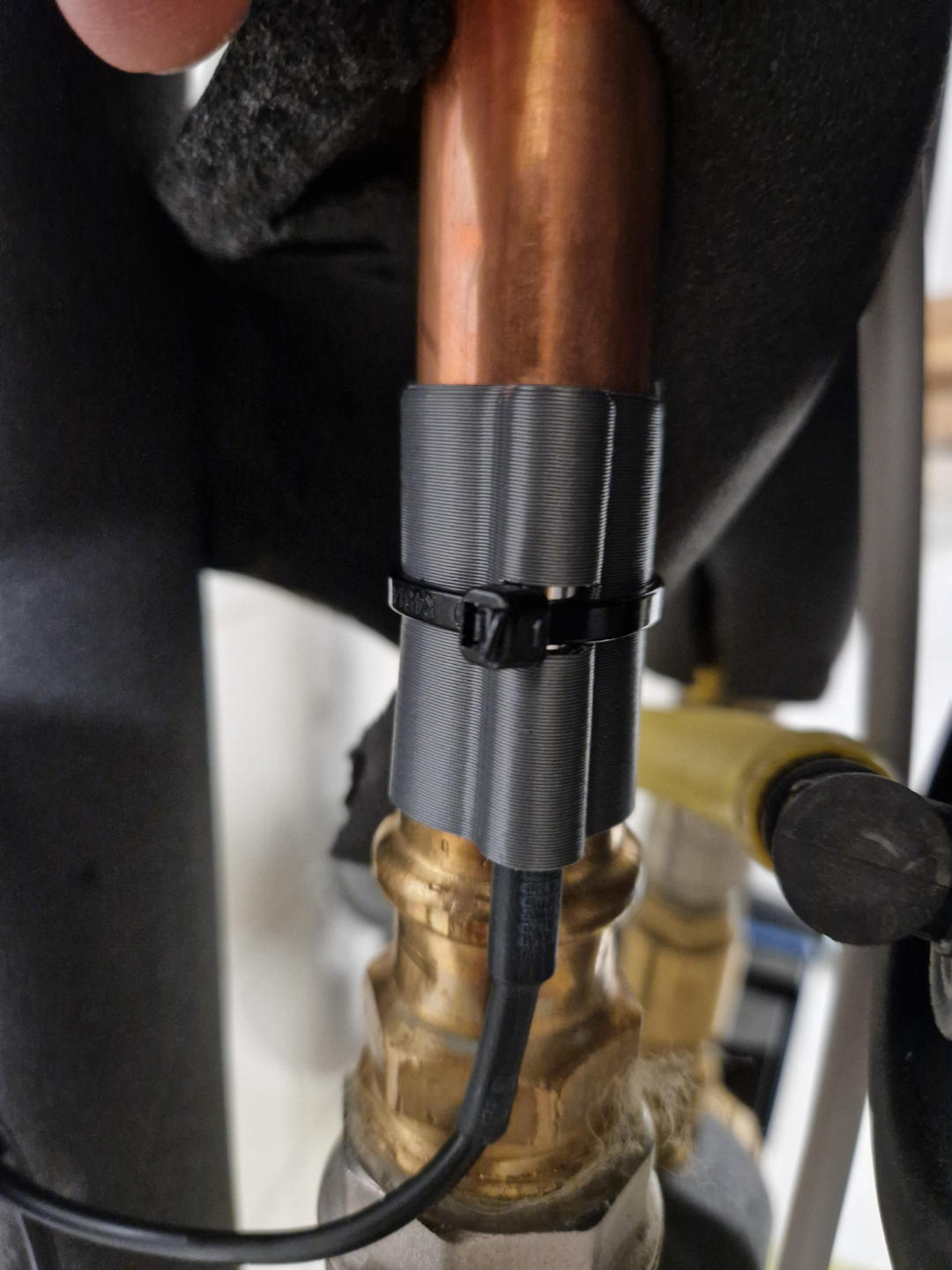 Sensorhalter für 6mm Sensoren an 15mm, 18mm, 22mm und 28mm Rohre